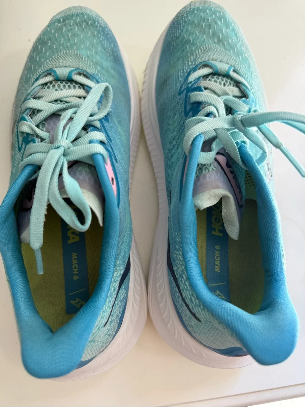 Hoka Mach 6 Women size 8.5 Turquoise Aqua Running Shoes